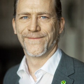 Daniel Helldén