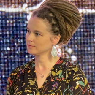 Amanda Lind